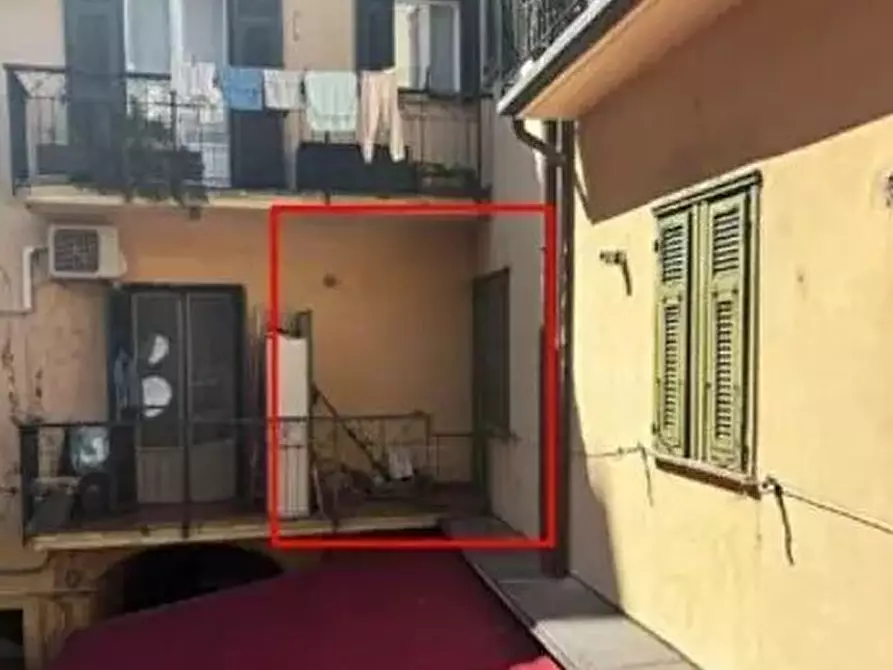 Immagine 1 di Trilocale in vendita  in Vicolo Sauli 5 a Novi Ligure