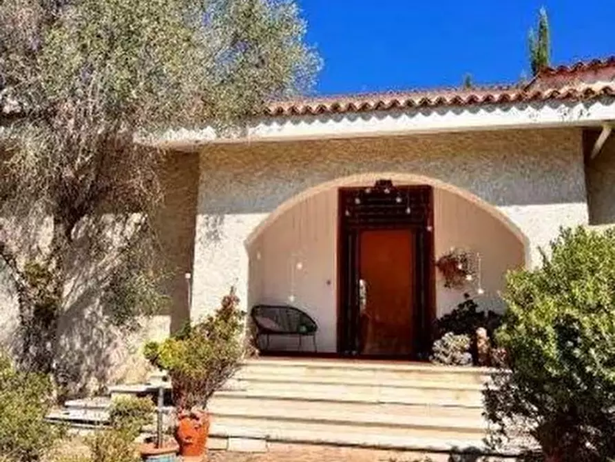 Immagine 1 di Villa in vendita  in Via Montà di Lanza 62 a San Remo