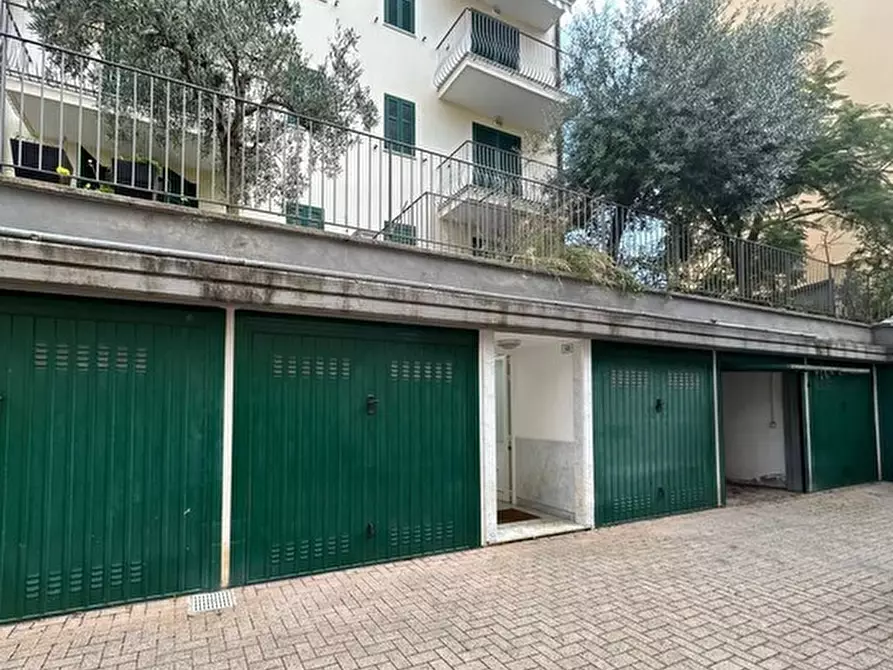 Immagine 10 di Trilocale in vendita  in Via Lamarmora 50 a San Remo