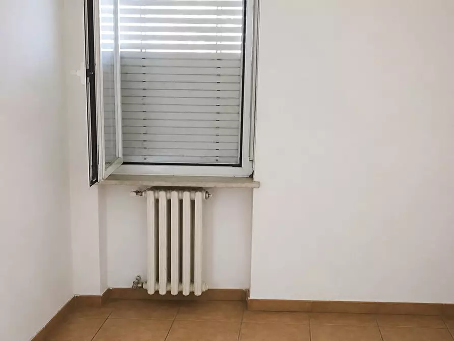 Immagine 6 di Pentalocale in vendita  in San Fosseto 132 a San Salvatore Monferrato