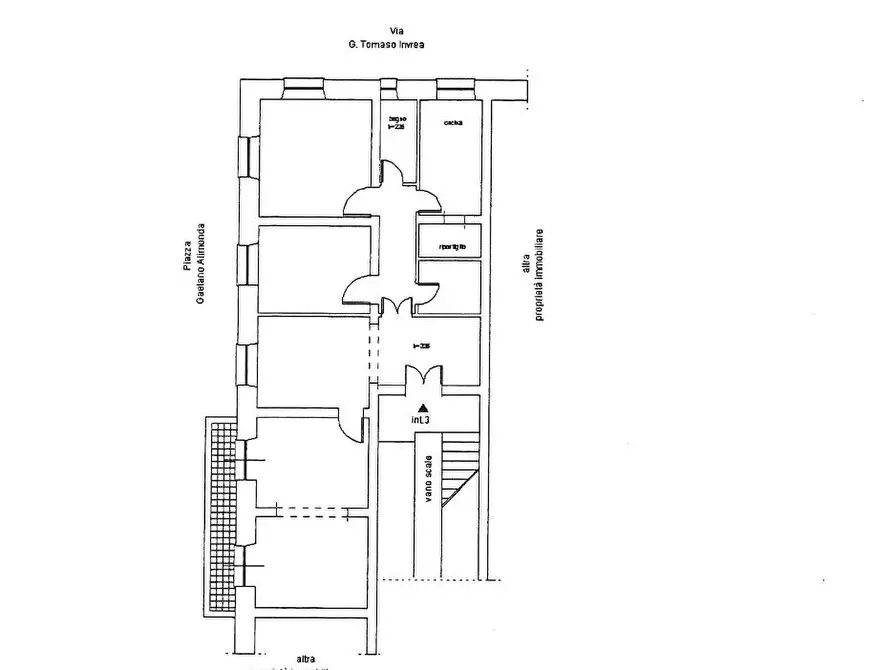 Immagine 2 di Pentalocale in vendita  in Piazza Gaetano Alimonda 3 a Genova