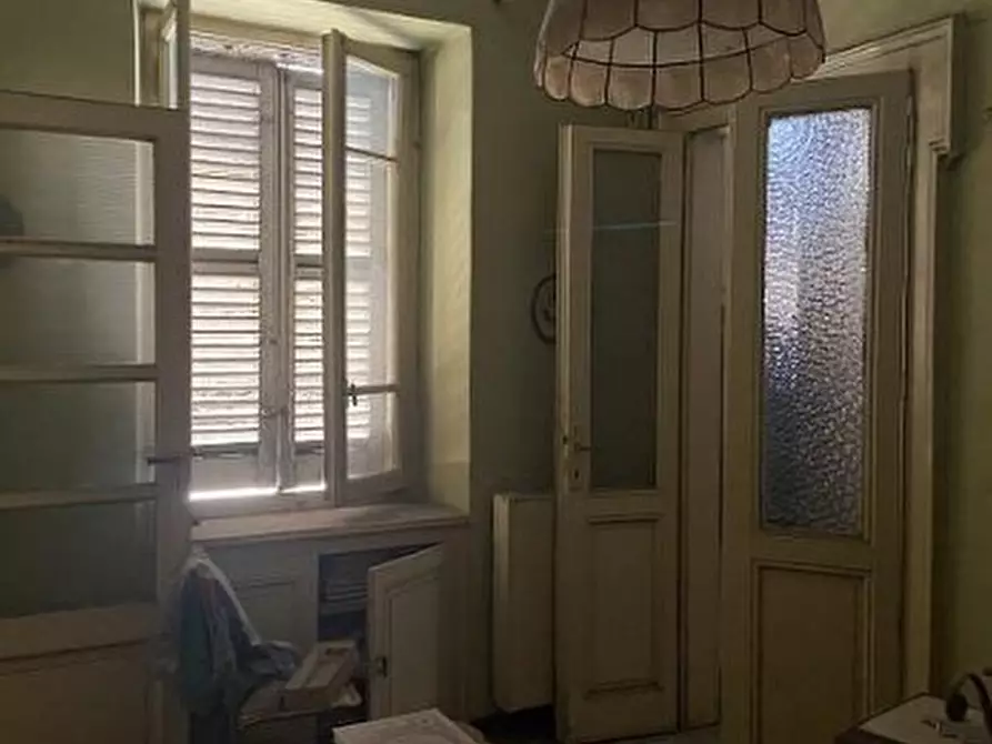 Immagine 6 di Pentalocale in vendita  in Spianata Fiera 6 a Romagnano Sesia