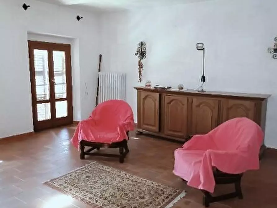 Immagine 6 di Pentalocale in vendita  in Via Roma 62 a Cortiglione