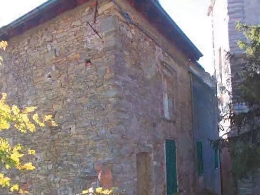Immagine 1 di Porzione di casa in vendita  in Salita al Castello 8 a Ponzone
