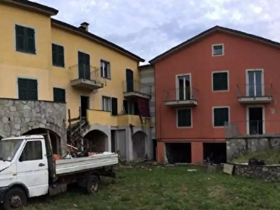 Immagine 1 di Casa indipendente in vendita  in Via Caresana Vecchia snc a Ricco' Del Golfo Di Spezia