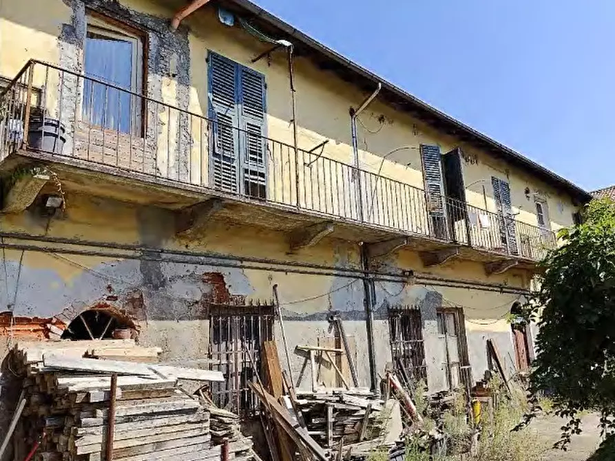 Immagine 1 di Villa in vendita  in Via Giuseppe Verdi 91 a Novi Ligure