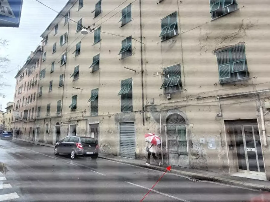Immagine 1 di Locale commerciale in vendita  in Via Teglia 69R a Genova