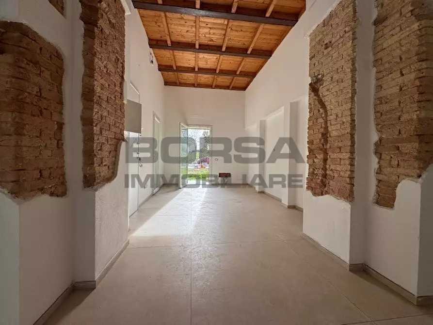 Immagine 5 di Appartamento in vendita  in Via delle Sorgenti 402 a Livorno