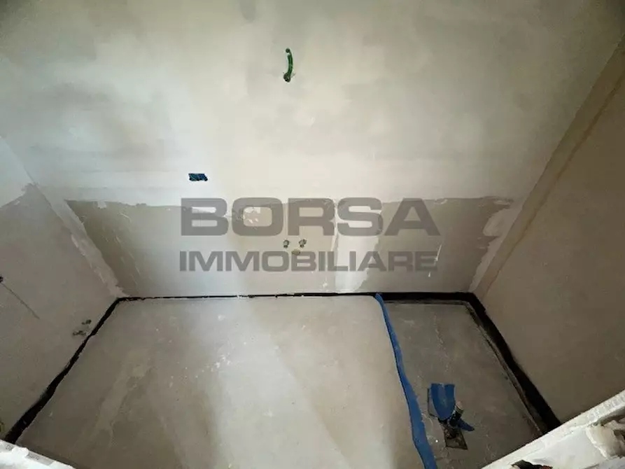 Immagine 6 di Pentalocale in vendita  in Via Ombrosa 8 a Livorno