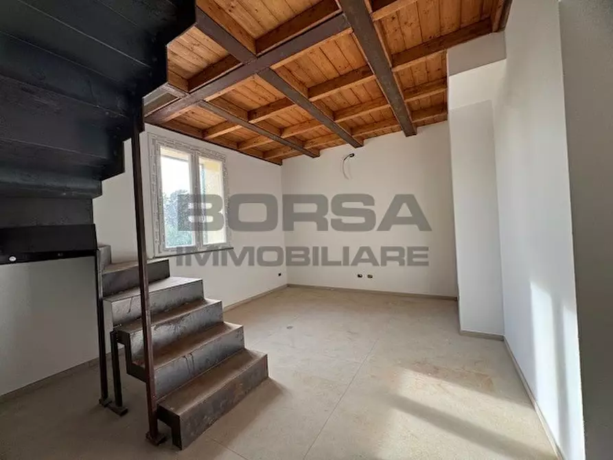 Immagine 7 di Quadrilocale in vendita  in Via delle Sorgenti 402 a Livorno