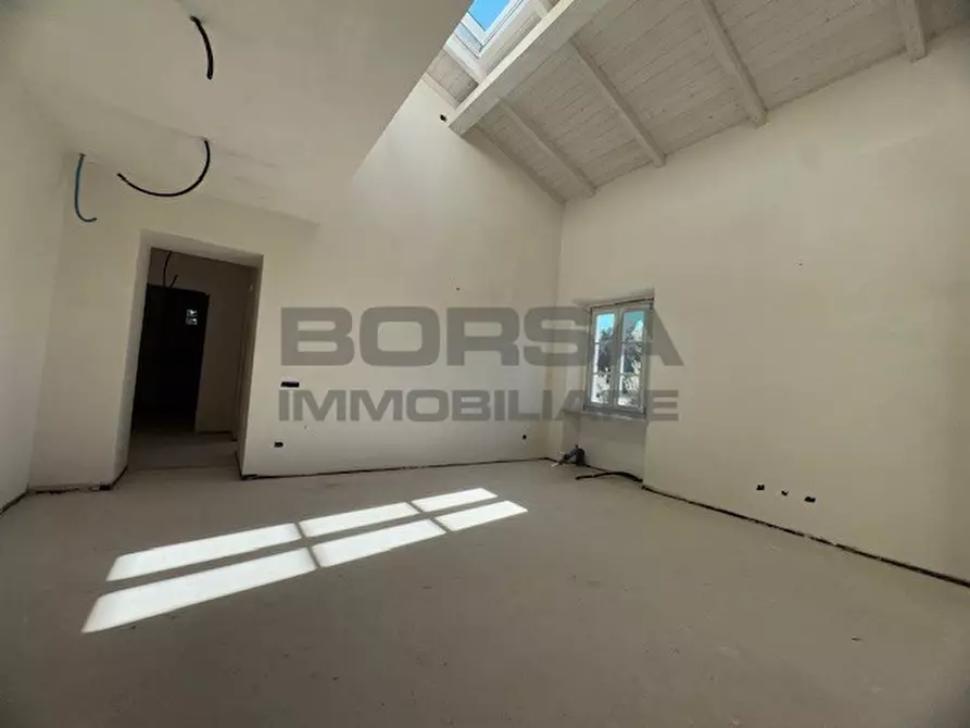 Immagine 3 di Pentalocale in vendita  in Via Ombrosa 8 a Livorno