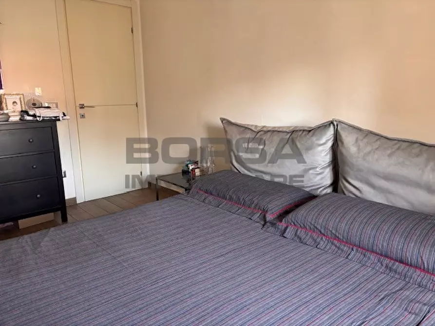 Immagine 11 di Trilocale in vendita  in Via Enrico Mayer 67 a Livorno