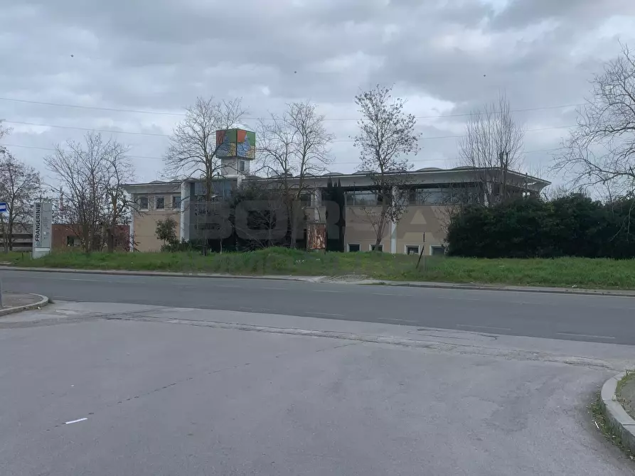 Immagine 18 di Capannone industriale in vendita  in Via Dell'artigianato 300 a Livorno