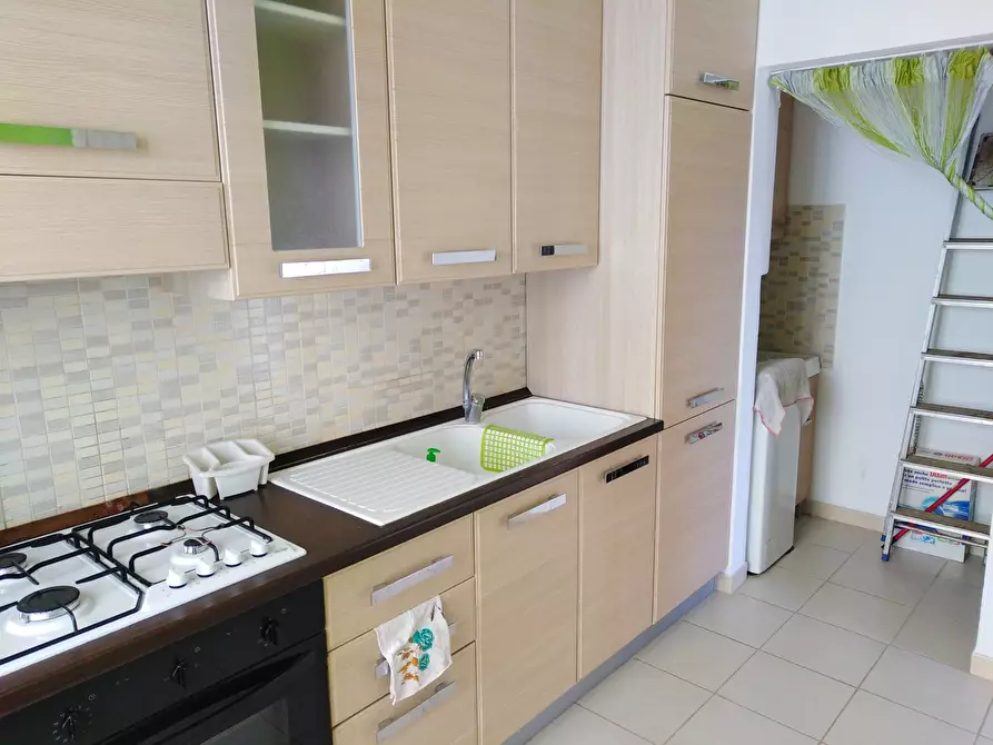 Immagine 2 di Casa indipendente in vendita  a Ragusa