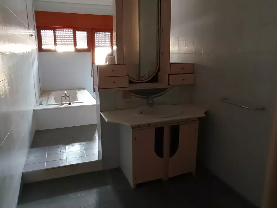 Immagine 20 di Villa in vendita  a Comiso