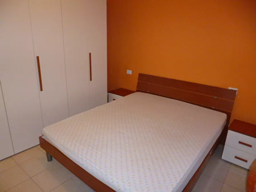 Immagine 5 di Bilocale in affitto  a Ragusa