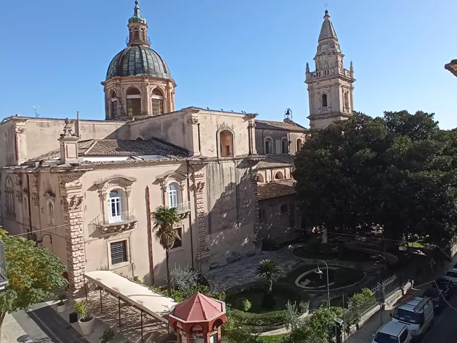 Immagine 8 di Appartamento in vendita  a Ragusa