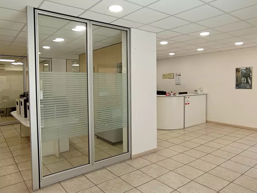 Immagine 2 di Ufficio in vendita  a Ragusa