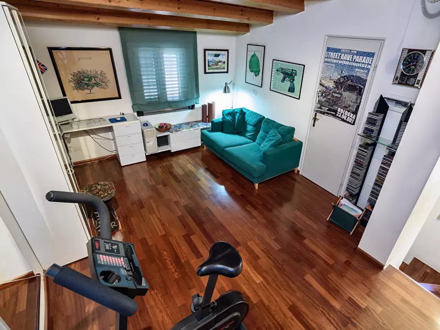 Immagine 25 di Casa indipendente in vendita  a Ragusa