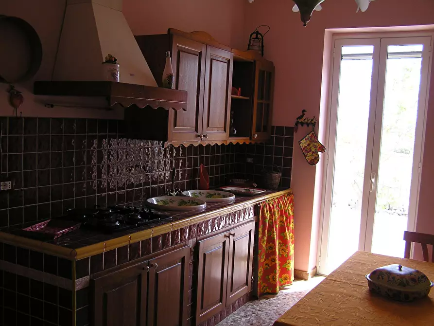 Immagine 11 di Casa indipendente in affitto  a Ragusa