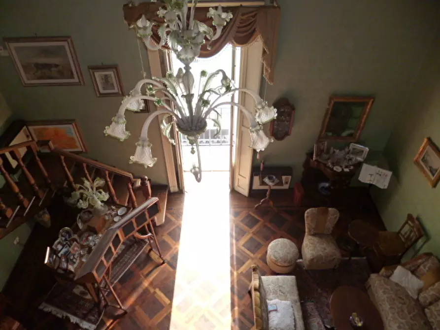 Immagine 5 di Pentalocale in vendita  a Ragusa