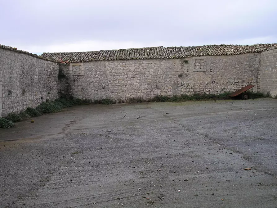Immagine 7 di Rustico / casale in vendita  a Ragusa
