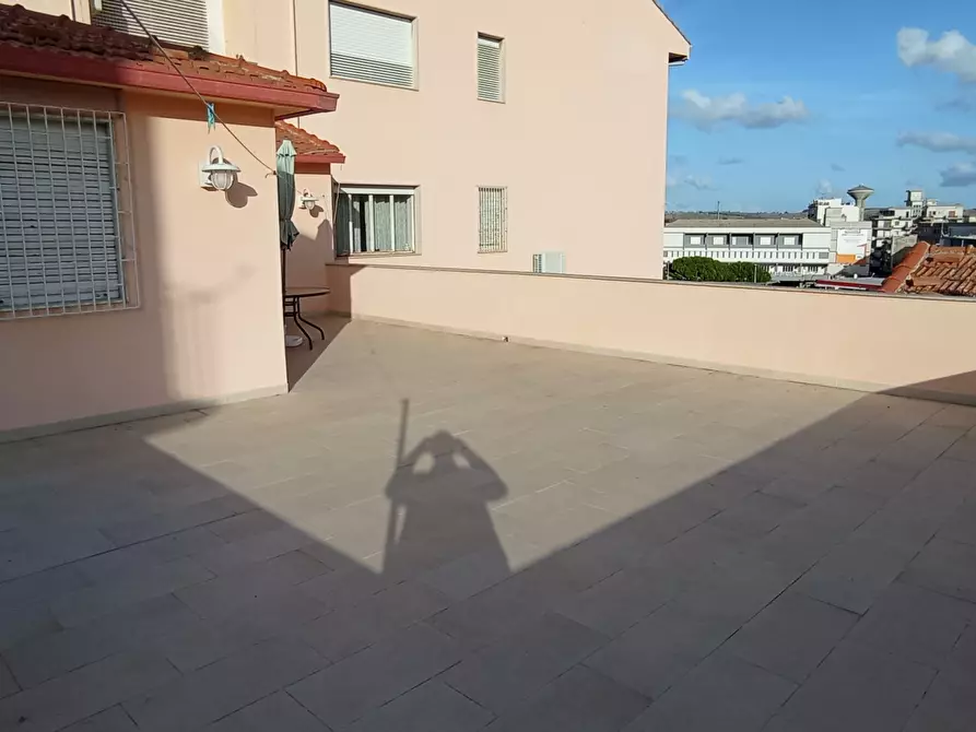 Immagine 16 di Appartamento in affitto  a Ragusa