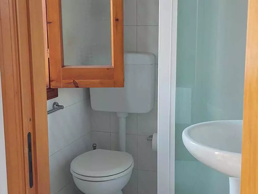Immagine 9 di Bilocale in affitto  a Ragusa