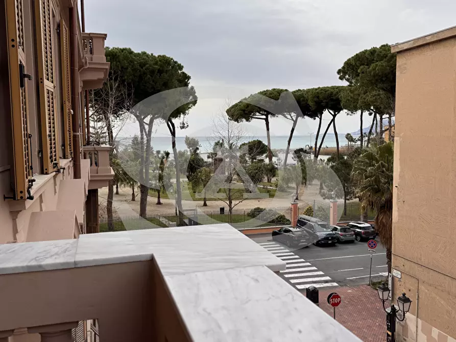 Immagine 3 di Quadrilocale in vendita  in Via Vittorio Veneto 5 a Ventimiglia