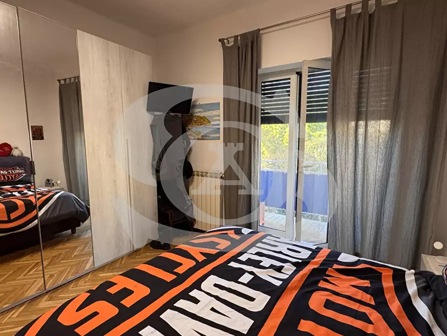 Immagine 10 di Trilocale in vendita  in Corso Regina Margherita 39 a Ospedaletti