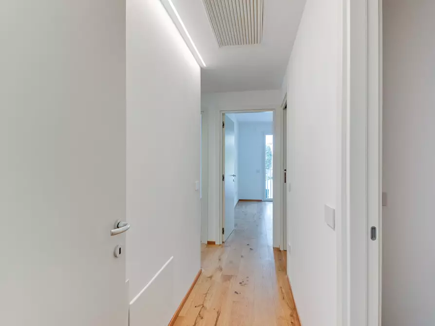 Immagine 8 di Quadrilocale in vendita  in Via L. C. Farini 291 a Cesena