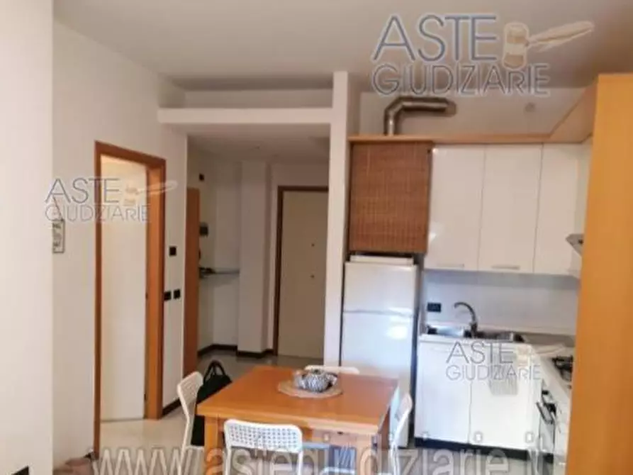 Immagine 4 di Bilocale in vendita  a Rimini