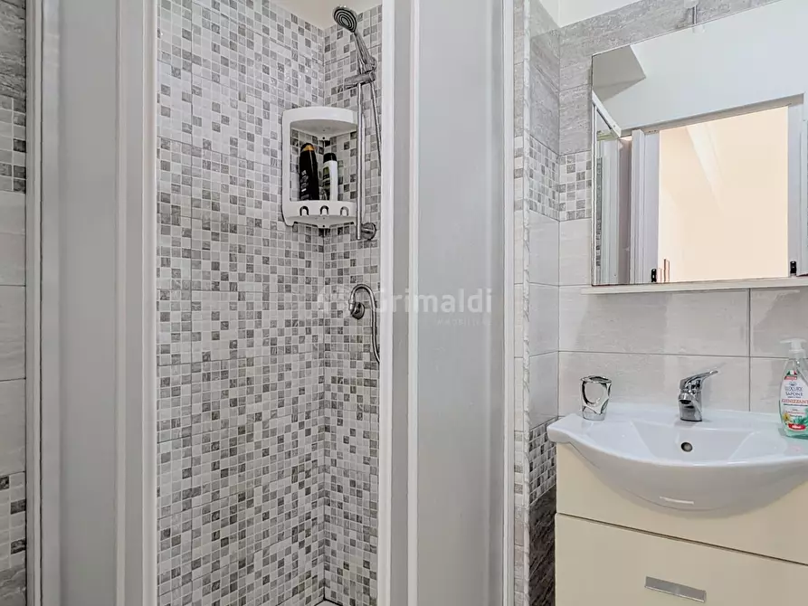 Immagine 37 di Villa in vendita  in Via Granieri 56 a Nettuno