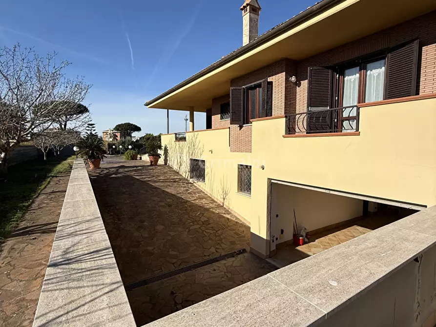 Immagine 35 di Casa bifamiliare in affitto  in Via Tagliamento 18 a Nettuno