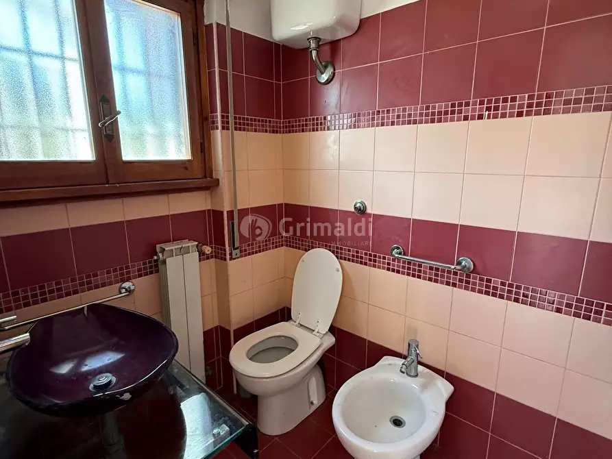 Immagine 10 di Casa indipendente in vendita  in VIA DEL MONUMENTO 158 a Anzio