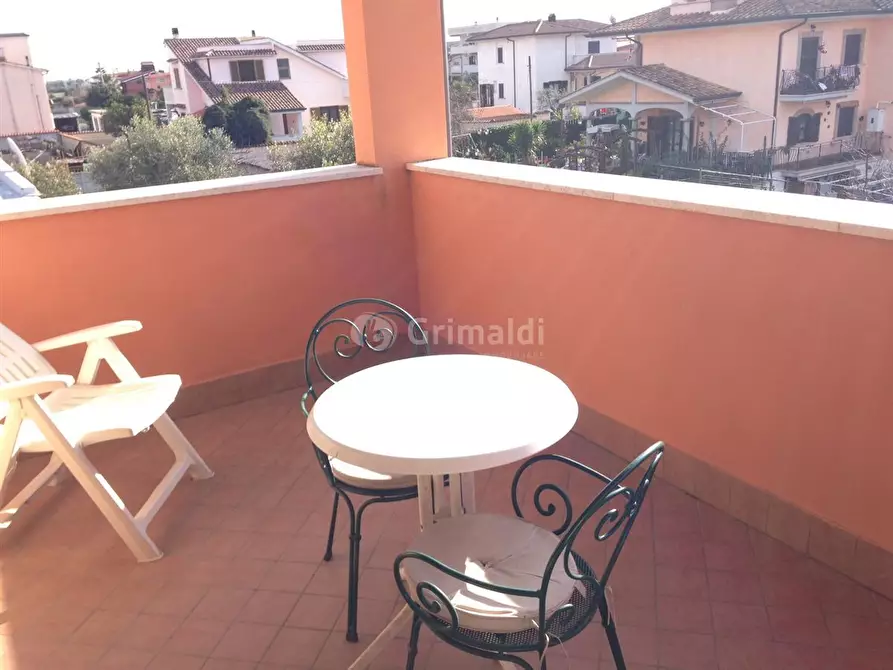 Immagine 9 di Bilocale in vendita  in VIA CAVALLO MORTO 54 a Anzio