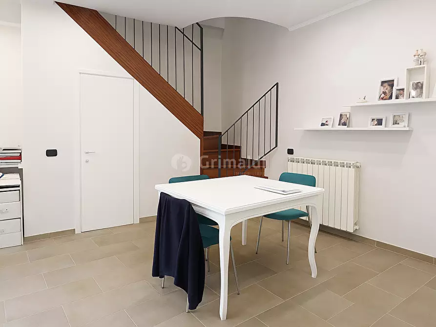 Immagine 5 di Trilocale in vendita  in Via Leonida Rech 58 a Roma