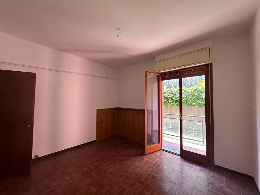 Immagine 12 di Bilocale in vendita  in Via San D'Acquisto 8 a Casarza Ligure