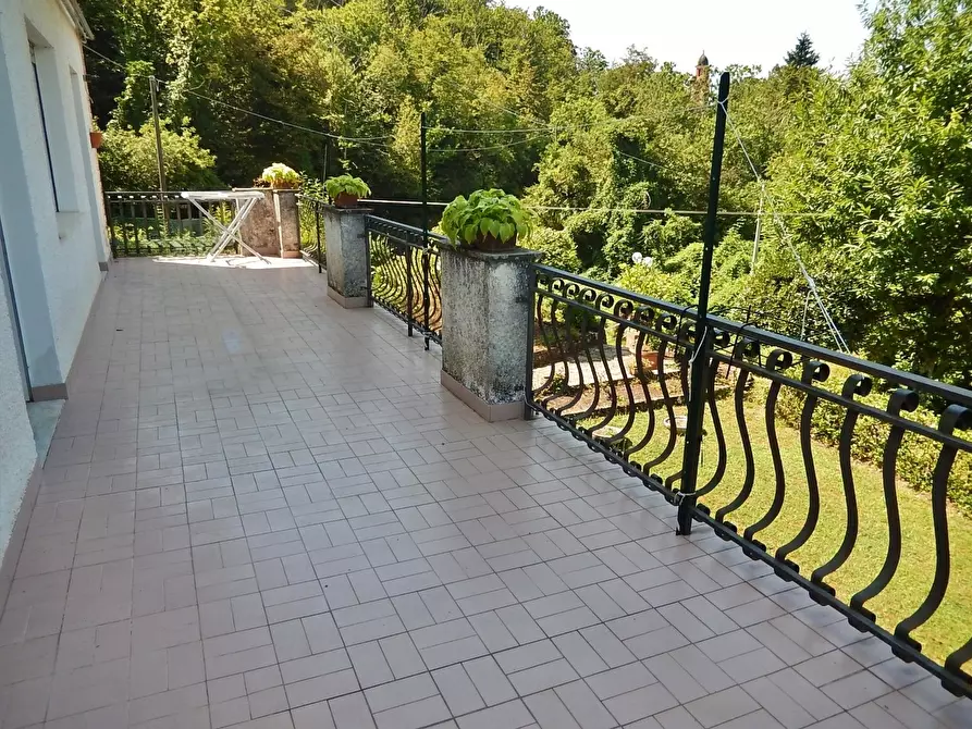 Immagine 25 di Villa in vendita  a Varese Ligure