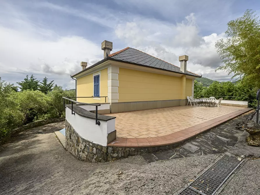 Immagine 7 di Villa in vendita  in Via Novano 8 a Casarza Ligure