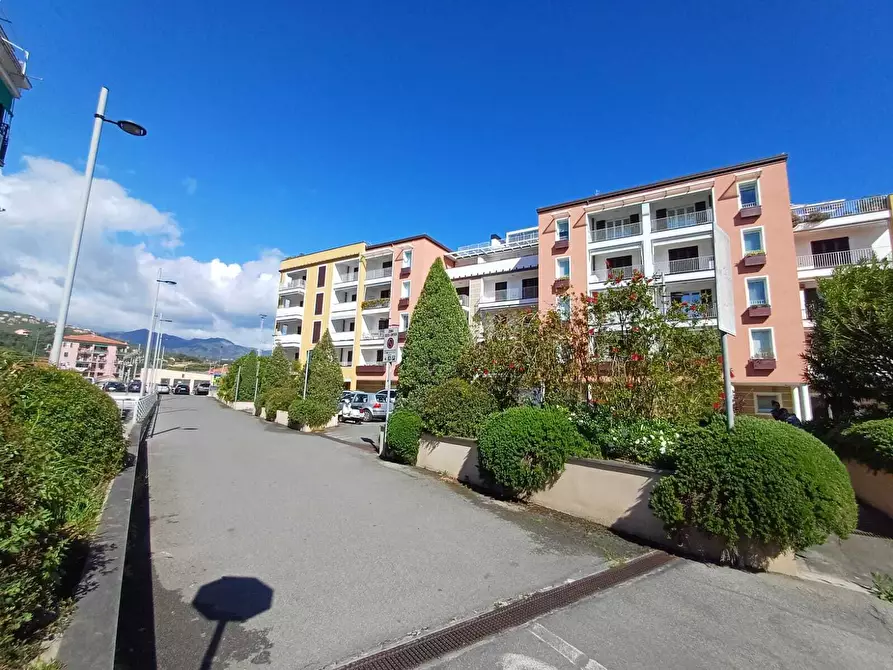 Immagine 2 di Monolocale in vendita  in Viale Mazzini 158 a Sestri Levante