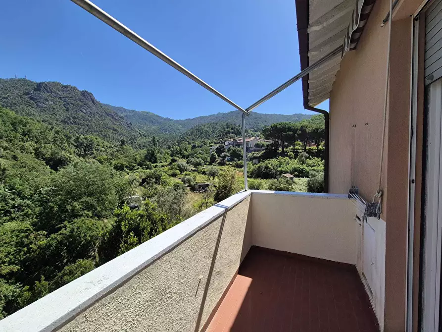 Immagine 11 di Bilocale in vendita  in Via Aldo Moro 60 a Deiva Marina