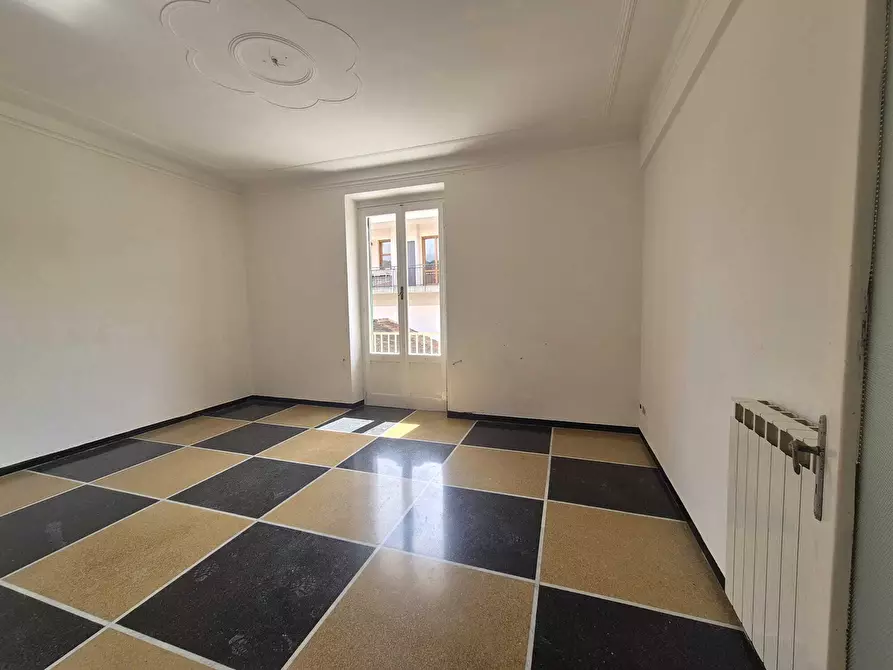 Immagine 10 di Bilocale in vendita  in Via Aurelia 16 a Sestri Levante