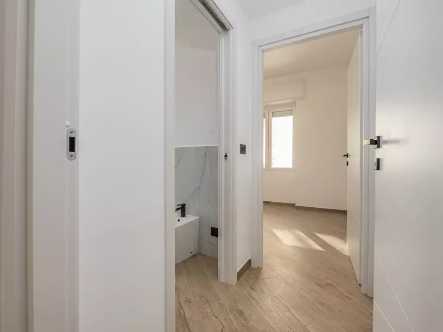 Immagine 17 di Trilocale in vendita  in Via Privata Pavia 60 a Sestri Levante