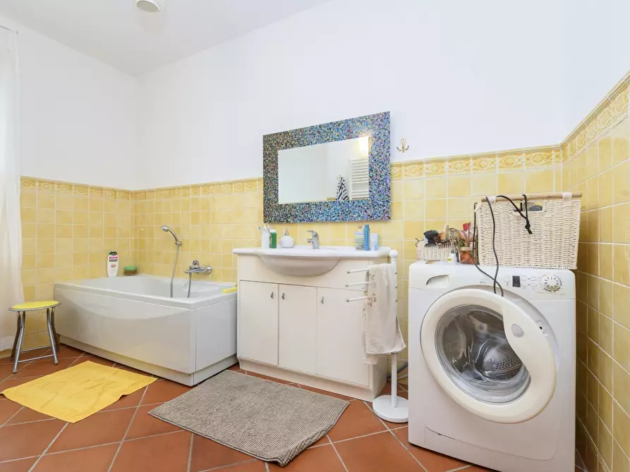 Immagine 12 di Villa in vendita  in Via Novano 8 a Casarza Ligure