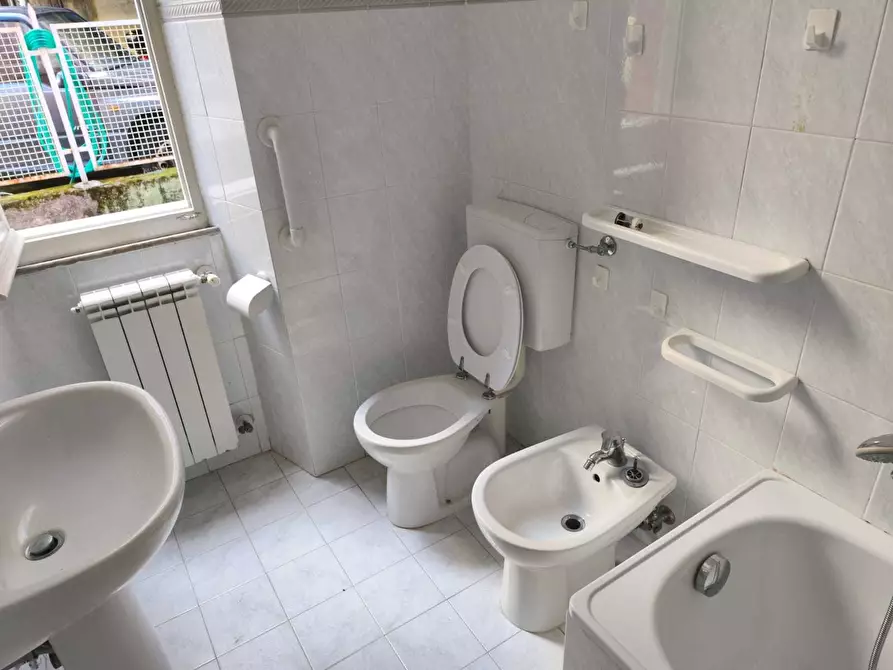 Immagine 8 di Appartamento in vendita  in Via Olive di Stanghe 36 a Sestri Levante