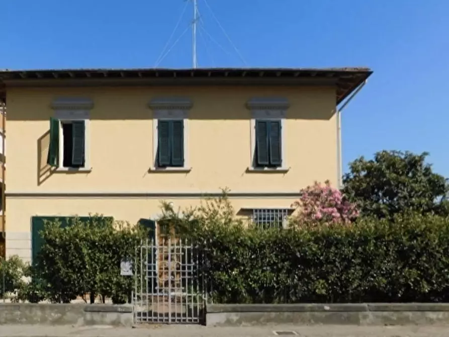 Immagine 5 di Villa in vendita  in SATA CROCE SULL'ARNO a Pisa