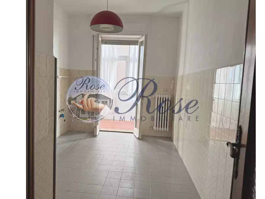 Immagine 11 di Pentalocale in vendita  a Livorno