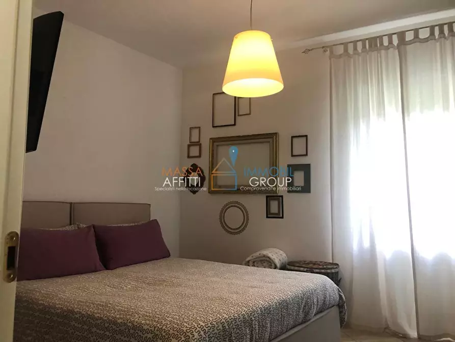 Immagine 12 di Porzione di casa in vendita  in Via dei Campi 21 a Carrara