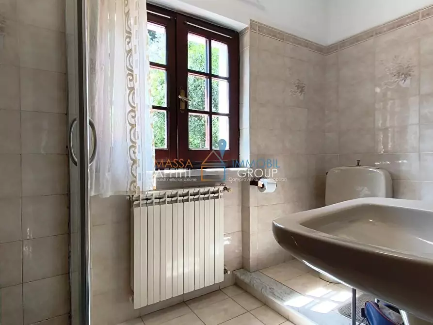Immagine 15 di Porzione di casa in vendita  in Via Fantiscritti 24 a Carrara